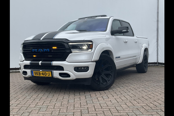 Dodge Ram 1500 5.7 V8 4x4 Crew Cab Laramie Pano Trekhaak Leder Harman/Kardon Limited Night-Package!