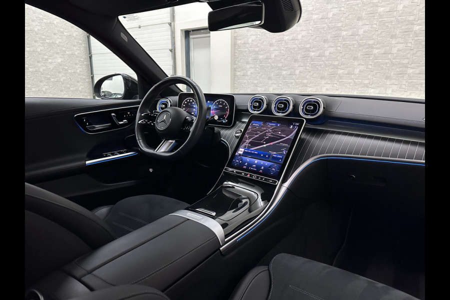 Mercedes-Benz C-Klasse 300 Benzine 4MATIC AMG-Line | 360 Camera | Panorama | ACC | 19'' | Digital-LED | Night-Pakket | Nw.pr; 100758,= | Memory | Trekhaak | Sfeerverlichting | Rij-Assistent Plus | Parfumering | Autom. Parkeren | Carplay | Draadloos Laden.