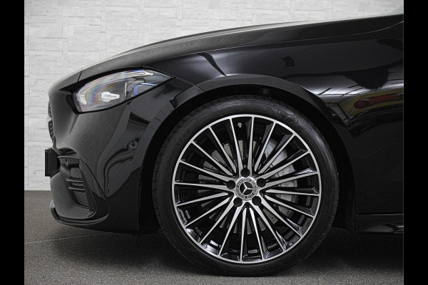 Mercedes-Benz C-Klasse 300 Benzine 4MATIC AMG-Line | 360 Camera | Panorama | ACC | 19'' | Digital-LED | Night-Pakket | Nw.pr; 100758,= | Memory | Trekhaak | Sfeerverlichting | Rij-Assistent Plus | Parfumering | Autom. Parkeren | Carplay | Draadloos Laden.