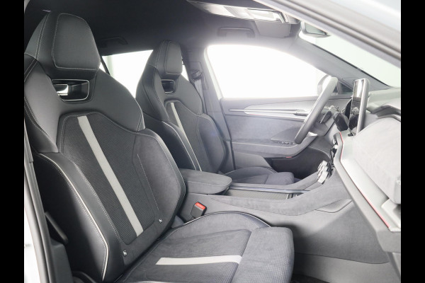 Škoda Kodiaq Sportline Business 1.5 TSI PHEV 204pk | Light & view pakket | Winter pakket | 20 inch lichtmetalen velgen | Parkeercamera
