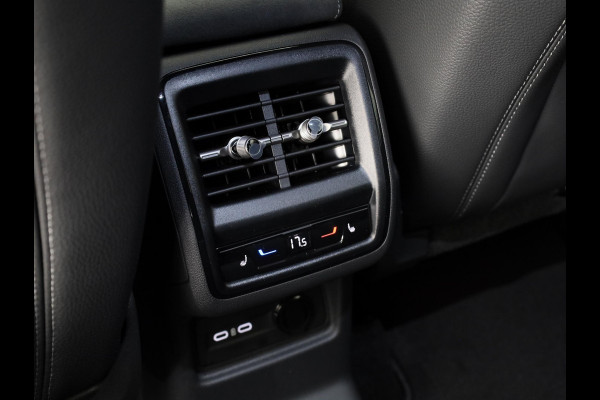 Škoda Kodiaq Sportline Business 1.5 TSI PHEV 204pk | Light & view pakket | Winter pakket | 20 inch lichtmetalen velgen | Parkeercamera