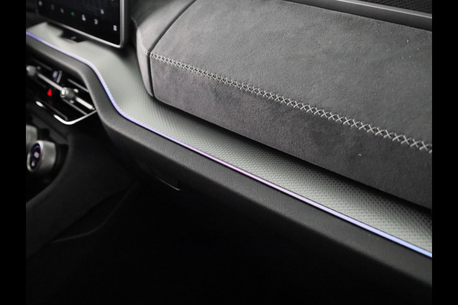 Škoda Kodiaq Sportline Business 1.5 TSI PHEV 204pk | Light & view pakket | Winter pakket | 20 inch lichtmetalen velgen | Parkeercamera
