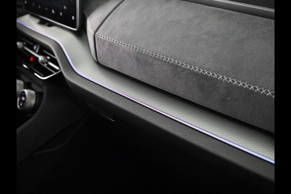 Škoda Kodiaq Sportline Business 1.5 TSI PHEV 204pk | Light & view pakket | Winter pakket | 20 inch lichtmetalen velgen | Parkeercamera