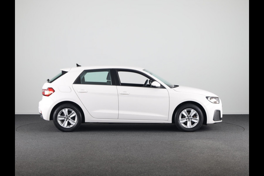 Audi A1 Sportback 25 TFSI Pro Line 95 pk S-Tronic | Navigatie via App | Parkeersensoren achter | Airco | Cruise control | Virtual cockpit |