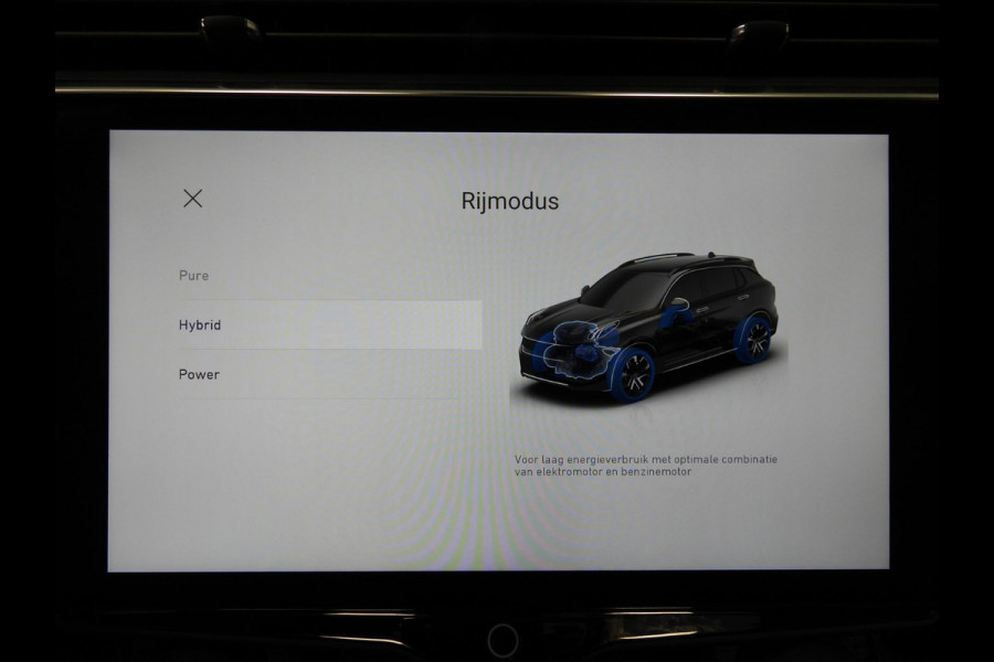 Lynk & Co 01 1.5 PHEV Plug-In ZWARTE HEMEL/360CAM/SCHUIFDAK/LED/20"LMV!