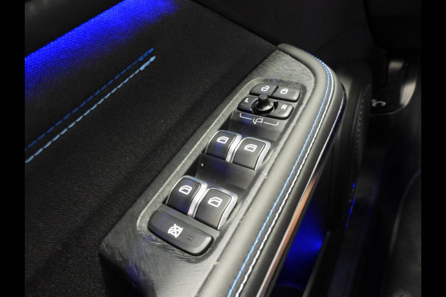 Lynk & Co 01 1.5 PHEV Plug-In ZWARTE HEMEL/360CAM/SCHUIFDAK/LED/20"LMV!