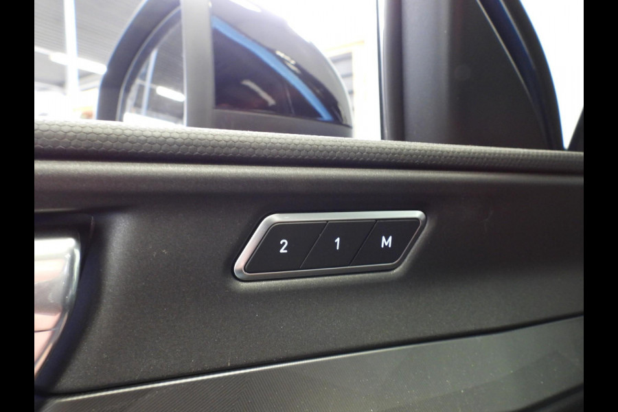 Lynk & Co 01 1.5 PHEV Plug-In ZWARTE HEMEL/360CAM/SCHUIFDAK/LED/20"LMV!