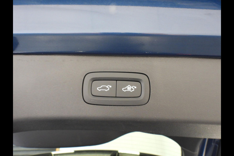 Lynk & Co 01 1.5 PHEV Plug-In ZWARTE HEMEL/360CAM/SCHUIFDAK/LED/20"LMV!