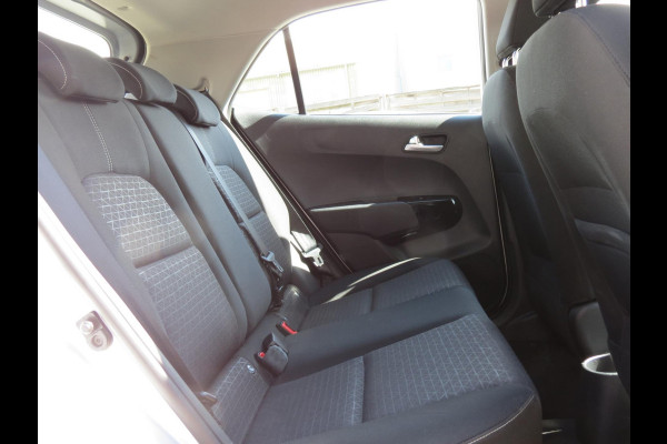 Kia Picanto 1.2 CVVT DynamicLine AUTOMAAT | 4 CILINDER | 5-ZITS | DEALER ONDERHOUDEN | NAVI | CAMERA | AIRCO | APPLE CARPLAY