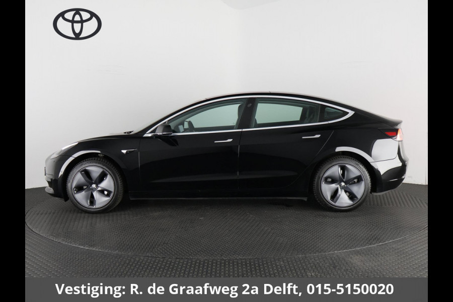 Tesla Model 3 Standard RWD Plus 60 kWh | Navigatie | 1e eigenaar | Panoramadak | Camera | Leder |