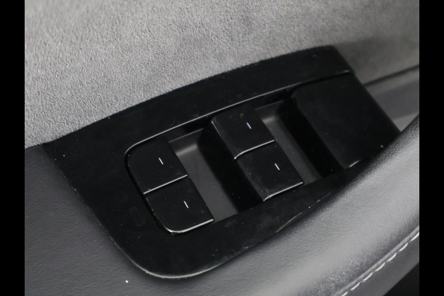 Tesla Model 3 Standard RWD Plus 60 kWh | Navigatie | 1e eigenaar | Panoramadak | Camera | Leder |
