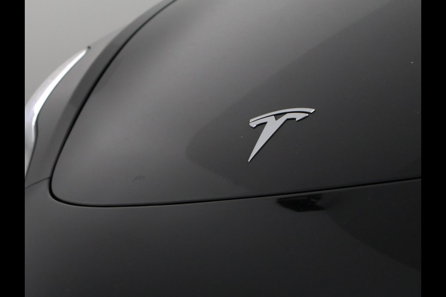Tesla Model 3 Standard RWD Plus 60 kWh | Navigatie | 1e eigenaar | Panoramadak | Camera | Leder |