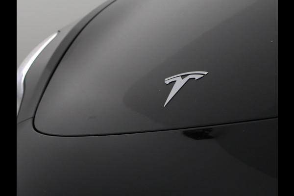 Tesla Model 3 Standard RWD Plus 60 kWh | Navigatie | 1e eigenaar | Panoramadak | Camera | Leder |