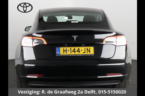 Tesla Model 3 Standard RWD Plus 60 kWh | Navigatie | 1e eigenaar | Panoramadak | Camera | Leder |