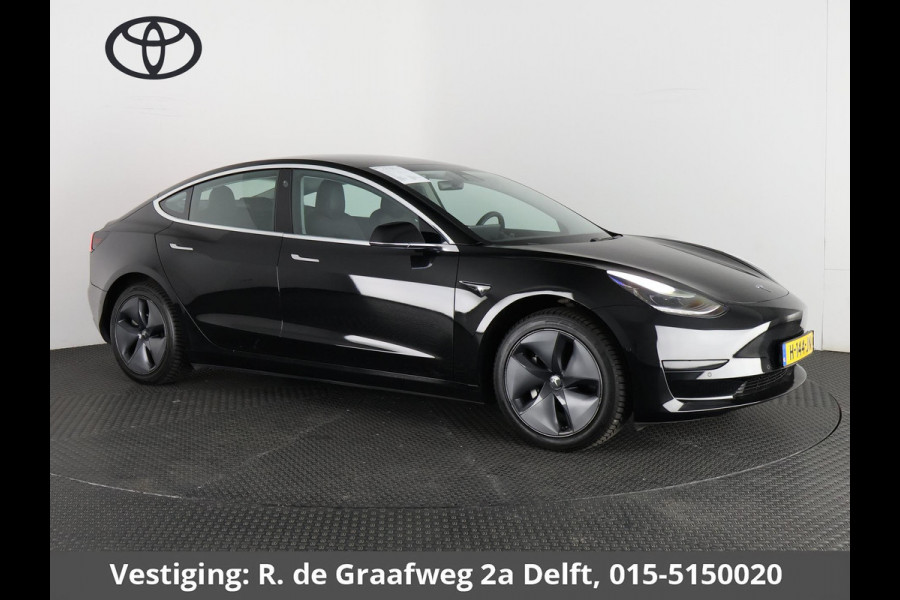 Tesla Model 3 Standard RWD Plus 60 kWh | Navigatie | 1e eigenaar | Panoramadak | Camera | Leder |
