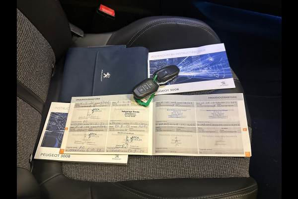 Peugeot 3008 1.2 PureTech Blue Lease Premium Pano / Camera