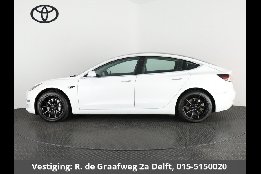 Tesla Model 3 Standard RWD Plus 60 kWh | ACCU 85% | 1e eigenaar | Navigatie | Panoramadak | Camera | Leder |