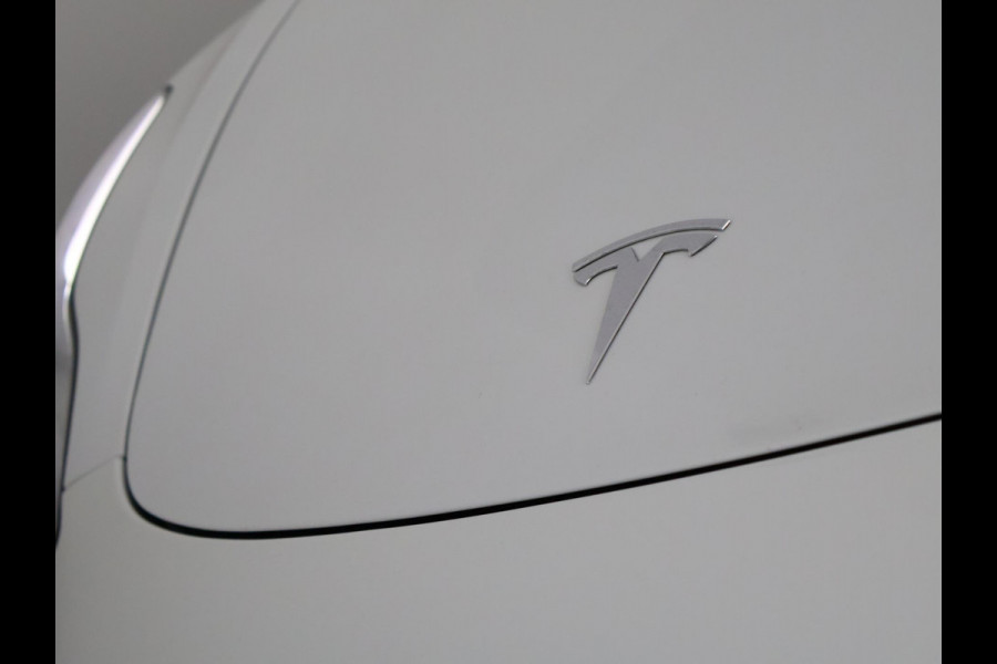 Tesla Model 3 Standard RWD Plus 60 kWh | ACCU 85% | 1e eigenaar | Navigatie | Panoramadak | Camera | Leder |