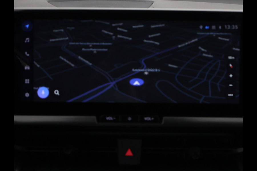 Toyota C-HR 1.8 Hybrid 140 Dynamic Bi-Tone | Stuur- & Stoelverwarming | Parkeersensoren | Apple Carplay & Android Auto |