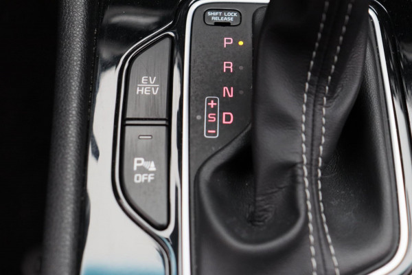 Kia Niro 1.6 GDi PHEV BusinessLine Trekhaak Stuur/Stoelverwarming Adaptieve/Cruise