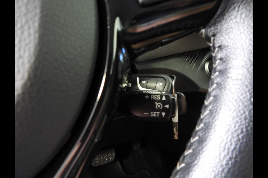 Toyota Yaris 1.5 Hybrid Active CLIMA/CAMERA/CRUISE/PDC!
