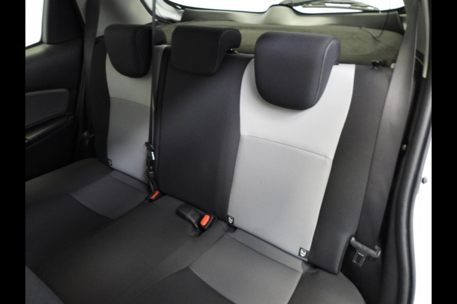 Toyota Yaris 1.5 Hybrid Active CLIMA/CAMERA/CRUISE/PDC!