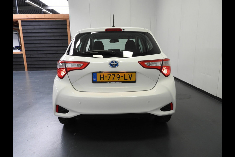 Toyota Yaris 1.5 Hybrid Active CLIMA/CAMERA/CRUISE/PDC!
