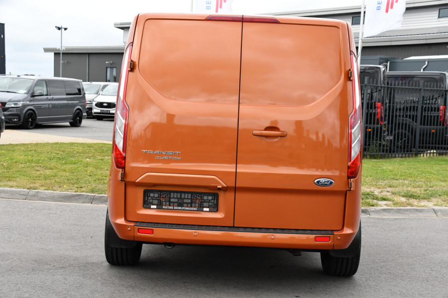 Ford Transit Custom 300 2.0 TDCI L1H1 Limited DC Raptor Edition Cruise, Camera, Carplay, 2 x Schuifdeur, Stoelverwarming, 170PK, Automaat, Uniek!