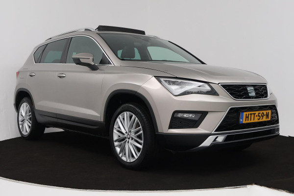 Seat Ateca 1.4 EcoTSI Xcellence (PANORAMADAK, NAVIGATIE, ACHTERUITRIJCAMERA, AUTOMAAT, LANE-ASSIST)