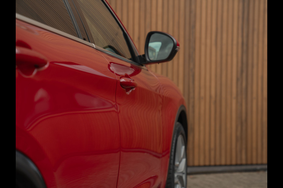 Alfa Romeo Stelvio 2.0T 280pk AWD First Edition | Stoelverwarming | Grote Navi | NL-auto