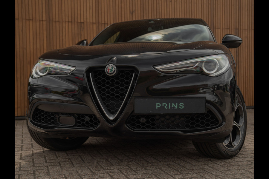 Alfa Romeo Stelvio 2.0T AWD Super | Veloce stoelen