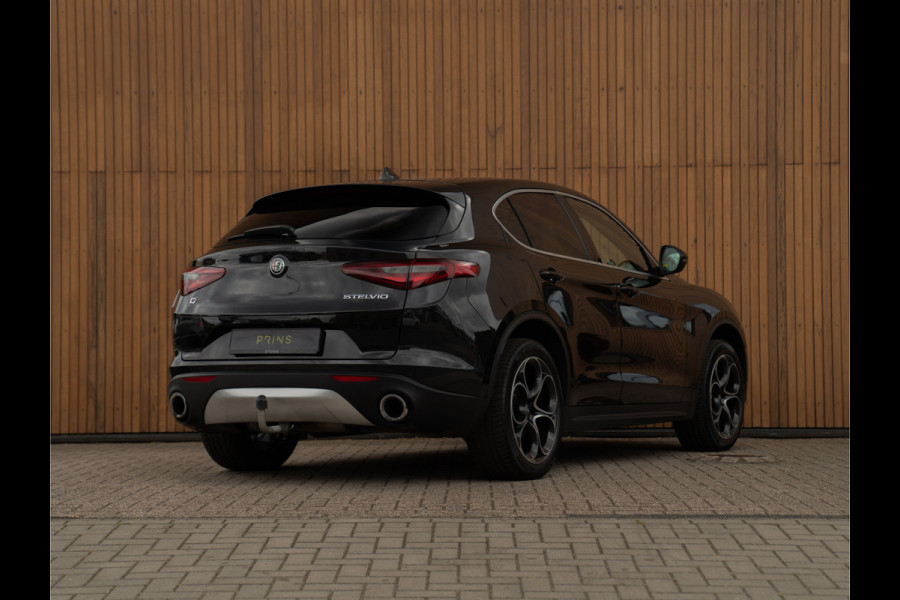 Alfa Romeo Stelvio 2.0T AWD Super | Veloce stoelen
