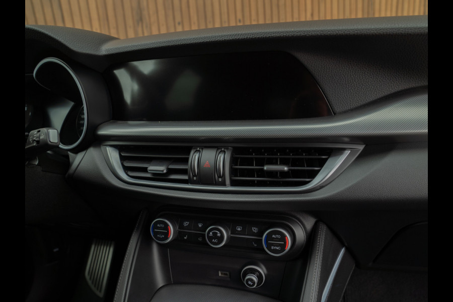 Alfa Romeo Stelvio 2.0T AWD Super | Veloce stoelen