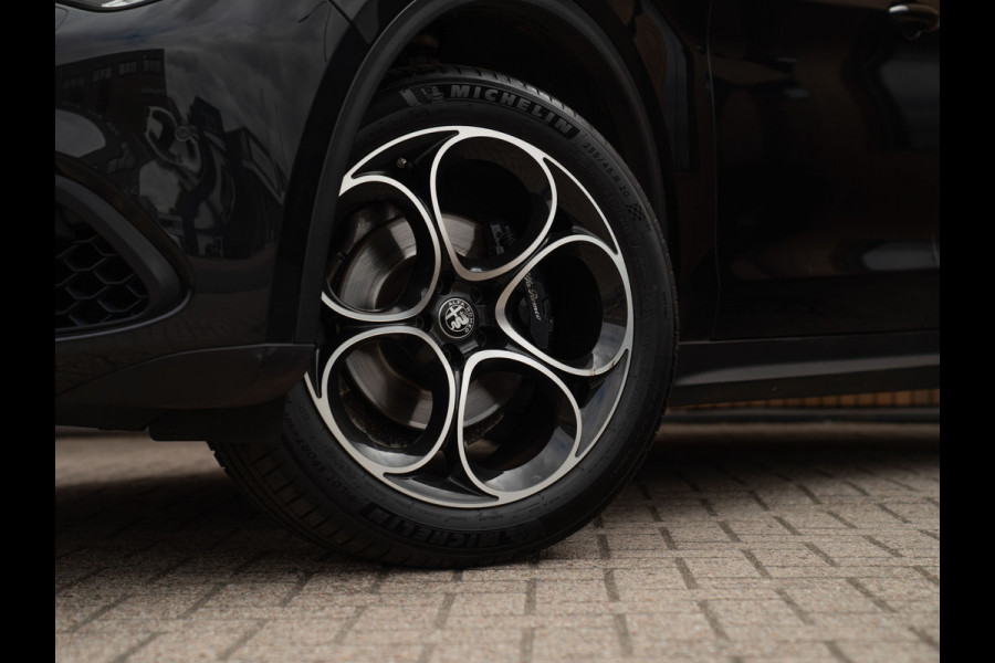 Alfa Romeo Stelvio 2.0T AWD Super | Veloce stoelen
