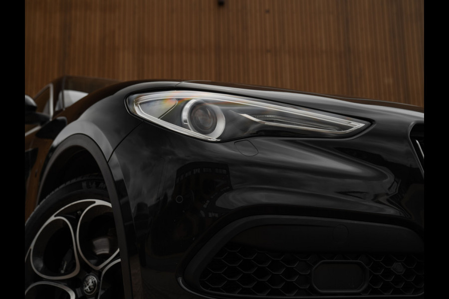 Alfa Romeo Stelvio 2.0T AWD Super | Veloce stoelen