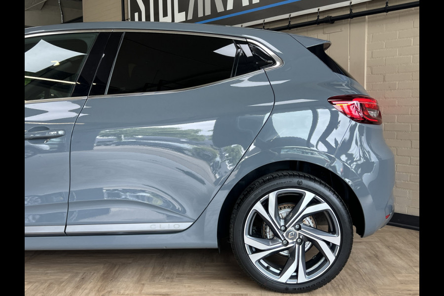 Renault Clio 1.3 TCe 130pk AUT R.S. Line | Groot Navi | 17 inch | Camera | Led | Pdc | 100% Dealer onderhouden!