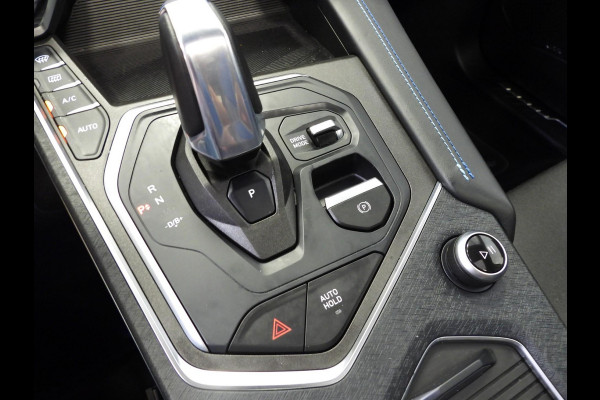 Lynk & Co 01 1.5 PHEV BlackLine NAVI/360CAM/SCHUIFDAK/LED/20"LMV!