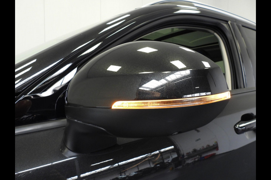 Lynk & Co 01 1.5 PHEV BlackLine ZWARTE HEMEL/360CAM/SCHUIFDAK/LED/20"LMV!
