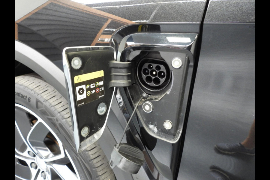 Lynk & Co 01 1.5 PHEV BlackLine ZWARTE HEMEL/360CAM/SCHUIFDAK/LED/20"LMV!