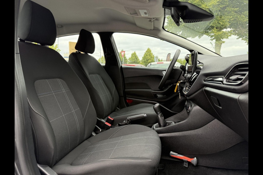 Ford Fiesta 1.1 Trend 2e Eigenaar,Navi,Pdc,Airco,Cruise,Dealer Onderhouden,5 Deurs,Apk tot 12-2026