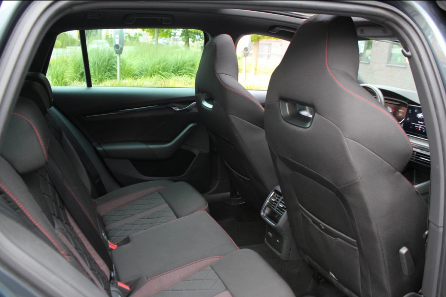 Škoda Octavia Combi 1.4 TSI RS iV PHEV Business
