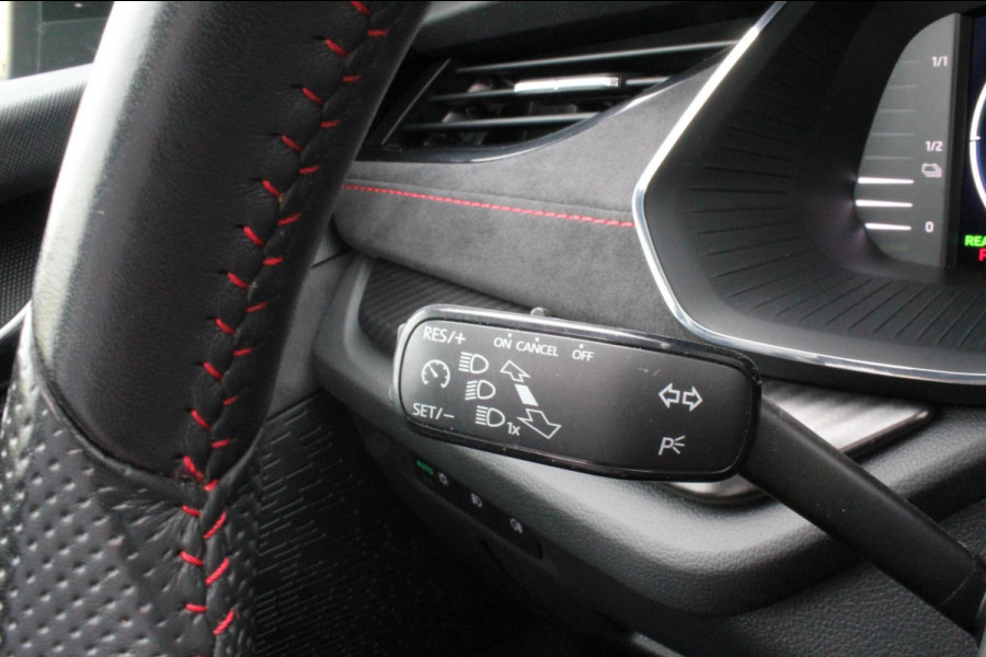 Škoda Octavia Combi 1.4 TSI RS iV PHEV Business