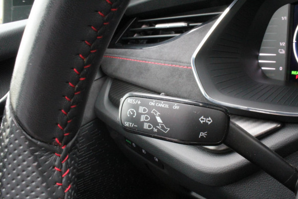 Škoda Octavia Combi 1.4 TSI RS iV PHEV Business