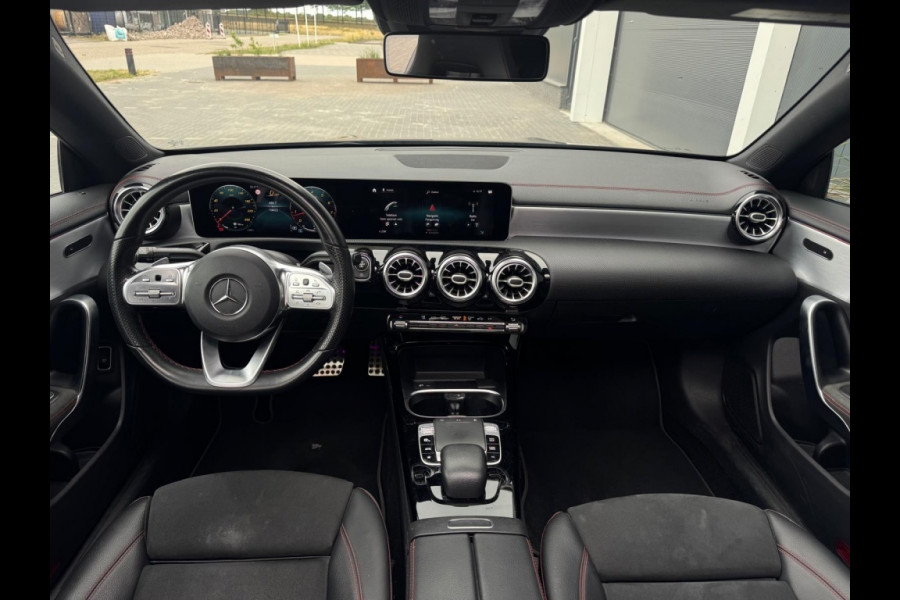 Mercedes-Benz CLA-Klasse 220 4M. Prem. Plus PANO NAVI SFEER SPORTVELGEN PDC ELEK PAKKET