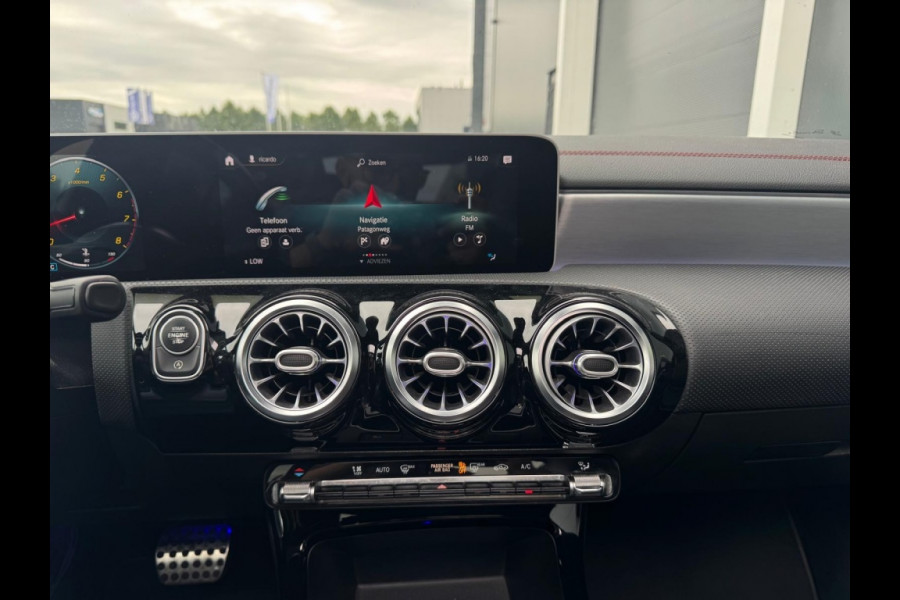 Mercedes-Benz CLA-Klasse 220 4M. Prem. Plus PANO NAVI SFEER SPORTVELGEN PDC ELEK PAKKET
