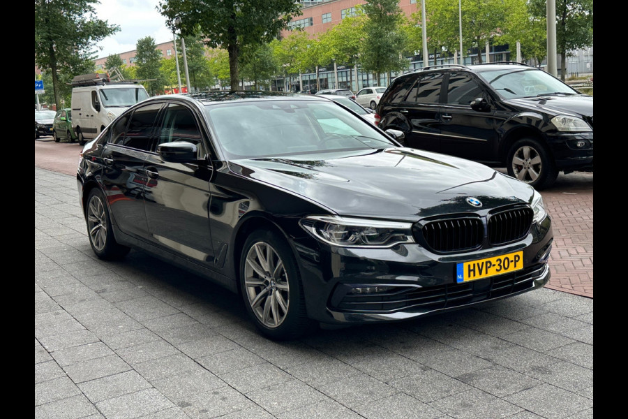 BMW 5 Serie 530i High Executive Aut Leer Navi Camera
