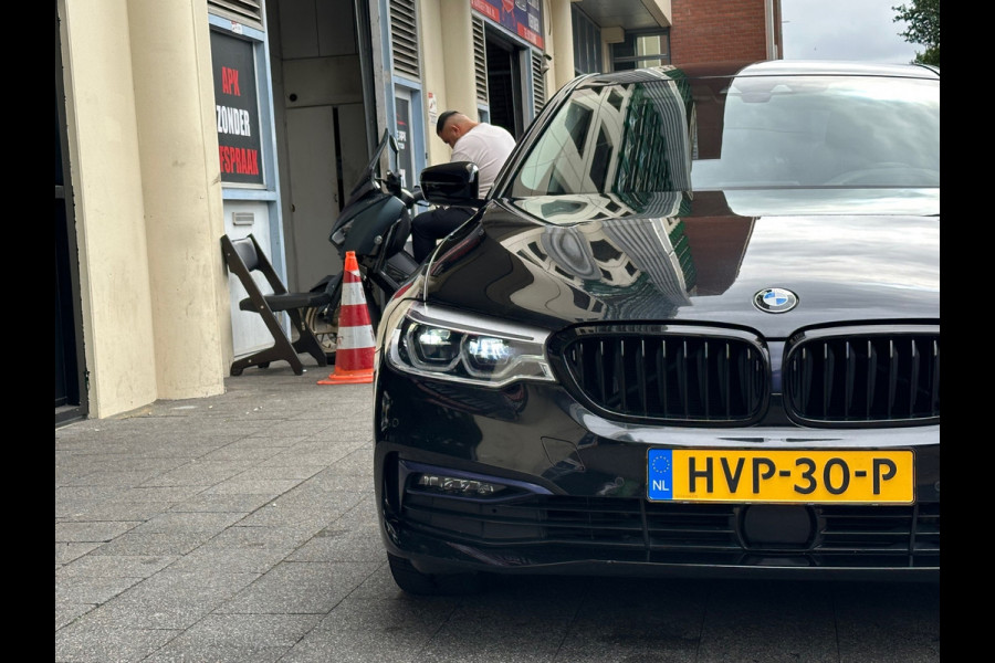 BMW 5 Serie 530i High Executive Aut Leer Navi Camera