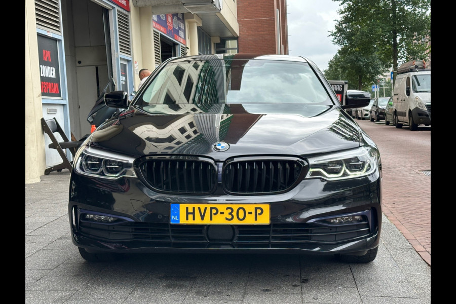 BMW 5 Serie 530i High Executive Aut Leer Navi Camera