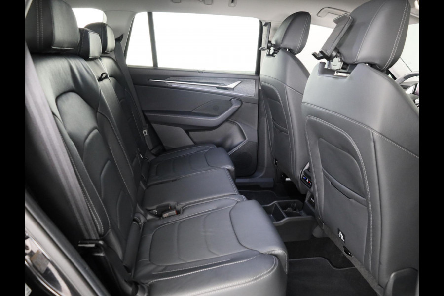 Škoda Kodiaq 1.5 TSI 204pk PHEV Business Edition | Trekhaak | Leder | Light & View | 19 inch | Elek. stoelen | Canton Sound | Stoelverwarming | Camera