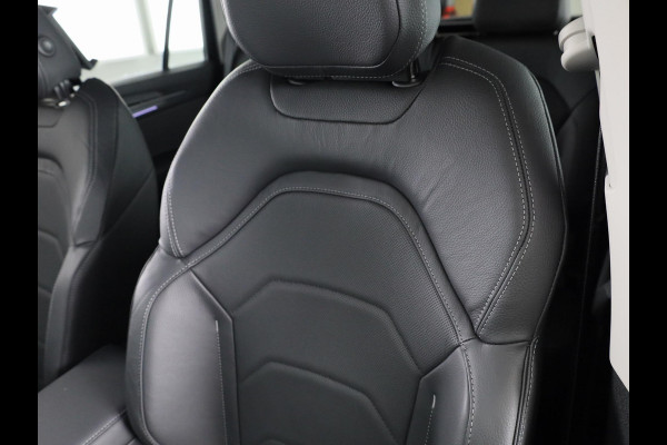 Škoda Kodiaq 1.5 TSI 204pk PHEV Business Edition | Trekhaak | Leder | Light & View | 19 inch | Elek. stoelen | Canton Sound | Stoelverwarming | Camera